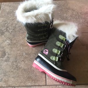 Girls Sorel Winter Boots